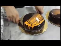 Decoration Entremet Avec Glacage Spider Decoration Entremet Spider Gateau Miroir Patisserie Decoration Chocolat