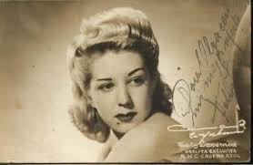 Un día 9 de april en Santurce, Puerto Rico, nació el extraordinario bajista  y productor EDWIN MORALES " MULENZE ". Fundador de la afamada Orquesta La  Mulenze. En este día de su