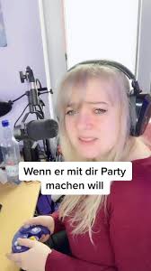 Gaming Fun with Einelotta: A Gamer's World