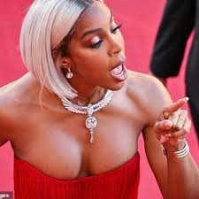 Oh Megan, I'm glad T. Farris still holding it down for Ms. Holly. It  should've never gotten this far that she needed to be in a treatment  facility 🥹🥹