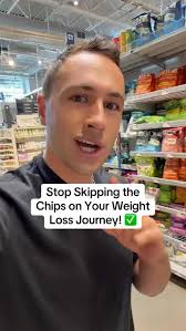 You don't need to skip the chip aisle to live a healthy life… Make sure  you're choosing the right ones made with clean ingredients ✓ Brands I love:  @sietefoods @bouldercanyon (classic sea