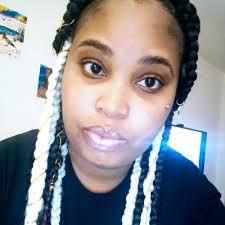 Lashell Harrison's Instagram, Twitter & Facebook