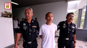 Tetapi, setelah sampai di kampus, saat peti dibuka doktor mendengar suara nafasnya. Penganggur Dihukum Gantung Sampai Mati Youtube