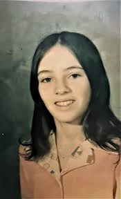 Lynne Burdick's Instagram, Twitter & Facebook