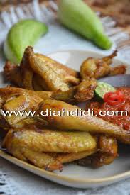 Diah Didi S Kitchen Ayam Goreng Kunyit Plus Sambal Dadak Resep Masakan Ayam Goreng Makanan Dan Minuman