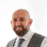 Paul Heffron's Instagram, Twitter & Facebook