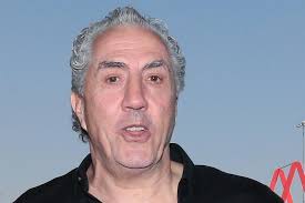 Bloquean sus cuentas a dueño de Hidrosina