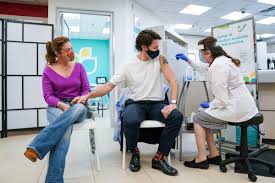 Health ministry will start with those most. Justin Trudeau On Twitter It Was Our Turn To Get Vaccinated Today So That S What Sophie And I Did And We Re Glad We Did It Find Out How When And Where