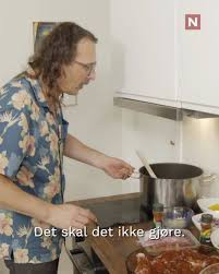 Kjendiser inviterer tre andre stjerner hjem til middag. Tvnorge 4 Stjerners Middag Thomas Felberg Facebook