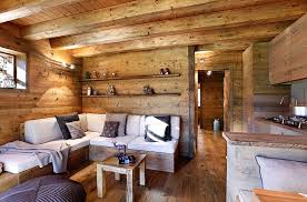 Vendo casa indipendente a 830 mt di altitudine a 45 minuti dal mare. Arredamont Arredamento E Interior Design Nelle Case Di Montagna Case Di Montagna Arredamento Di Montagna Arredamento Baita Di Montagna