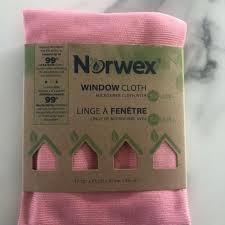 All norwex cloths are easy to wash, and can be cleaned with a normal washing machine cycle or some running water. Best 1 Norwex Window Cloth For Sale In Winnipeg Manitoba For 2021