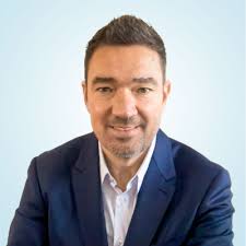 Alex Kolesnichenko's Instagram, Twitter & Facebook