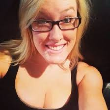 Amanda Merrill (prettygirlxo)