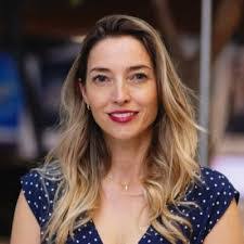 Miranda Parry's Instagram, Twitter & Facebook