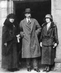 Elizabeth alexandra mary (queen elizabeth ii) (b. The Three Proposals Of George Vi To The Queen Mother Rebecca Starr Brown