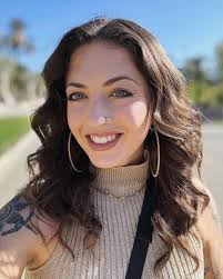 Avery Carpenter (@agirlandherbeagles) · Instagram 照片和视频