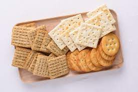 A 1 saltine cracker of crackers contains about 13 calories per serving. Best And Worst Cracker Choices Calories In Favorites