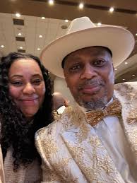 Couple renews marriage vows after 23 years