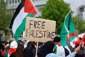 George galloway in vancouver, canada: Hkawwgpi A080m