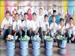 Yang berbaxagiya tan shri dato 'seri. 150 Pelajar Smk Tan Sri Mohamed Rahmat Terima Bantuan Hari Raya Johor Gps Bestari