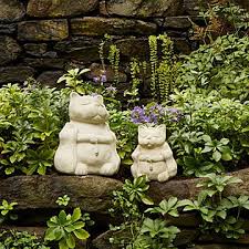 Unique lawn ornaments ei tegutse valdkondades maastikukujundus, mööbli müük, ehitustarvete hulgimüük. Garden Decor Yard Art Ornaments Uncommon Goods