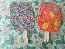 Kerajinan dari stik es krim yang mudah dibuat dan berguna ada banyak macamnya. Contoh Kado Dari Stik Ice Cream Stick Ice Cream Stik Kayu Es Krim Untuk Kreasi