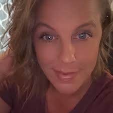 It's that time again. It's like Christmas all up in here! That crazy Amish  man sure can dance...