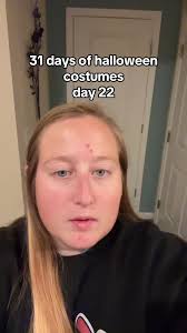 31daysofhalloween #31daysofcostumes #jenelleevans #kesha #keshaconcer...