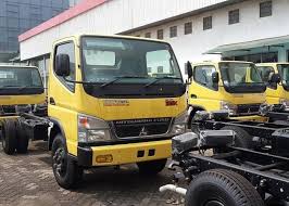 Selain sebagai syarat formal hukum di indonesia, surat jual beli mobil juga dapat dijadikan sebagai kwitansi tanda bukti pengesahan bahwa pihak pertama telah memberikan mobil tersebut kepada pihak kedua selaku pembeli. Jangan Kaget Beli Truk Dan Bus Baru Di Dealer Cuma Dapat Mobil Sepotong Ternyata Ini Alasannya Gridoto Com