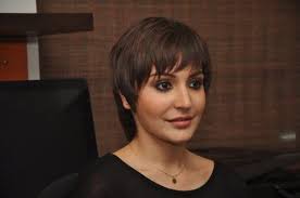 Short Hairstyles For Sarees For Indian Women Over 50 Hair Styles Short Hair Styles Bob Hairstyles
