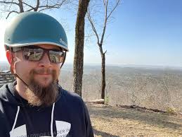 What mountain biking trails should intermediate riders from Birmingham,  Alabama, ride in Chattanooga, Tennessee?