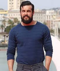 Altura edad de donde es curiosidades. Mario Casas Biografia Y Filmografia Alohacriticon