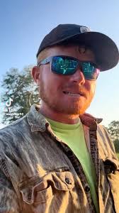 Words to the wise…it’s all about compromise 😂, -, Tik Tok: natecain93 , -, 