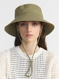 The Sun Hat in Martini Olive