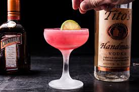 Classic Cosmopolitan Recipe Recipe Cosmopolitan Recipe Cosmopolitan Drink Recipe Cosmopolitan Drink