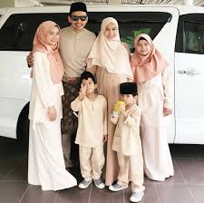 Norman and abby was legally divorced (talak satu) at the gombak timur shariah they have three children together: Cantiknya Marissa Dania Sampai Kena Serbu Bergambar Masa Balik Raya Nona