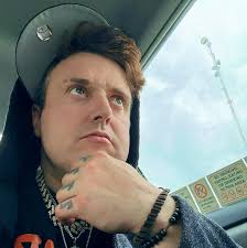 Why are British accents used in Norwegian TV series and why are English  Premier League football clubs popular in Norway?