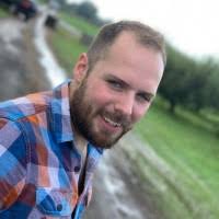 400+ "Lauderback" profiles