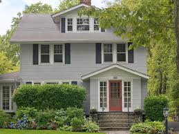 Hardworking police detective gets much needed curb appeal. Copy The Curb Appeal Bergen County N J Hgtv