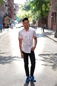 Black And Pink Floral Shirt Mens Men S Pink Floral Short Sleeve Shirt Black Skinny Jeans Blue Suede Low Top Sneakers Men Floral Shirt Mens Outfits Mens Shirts