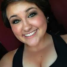 Kylie Pitzer's Instagram, Twitter & Facebook