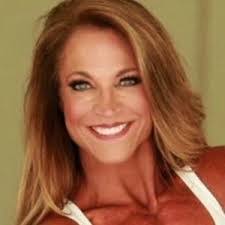 Krista Dunn's Instagram, Twitter & Facebook