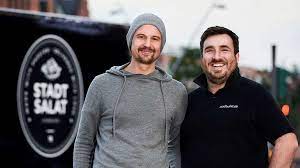 Heute verkaufen sie bis zu 1.000 produkte am tag, planen im herbst die eröffnung eines restaurants in. Start Up Werbung Drehmoment Soll Stadtsalat Bekannter Machen