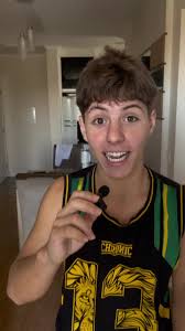 Quando eu via esse tipo de vídeo eu achava que era fake, até que hoje eu  peguei uma dessa na mão, muito surreal, vou começar a estudar sobre isso e  vou ganhar a minha pode me aguardar, 2025 vai ser um ...