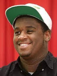 Malik Whitley's Instagram, Twitter & Facebook