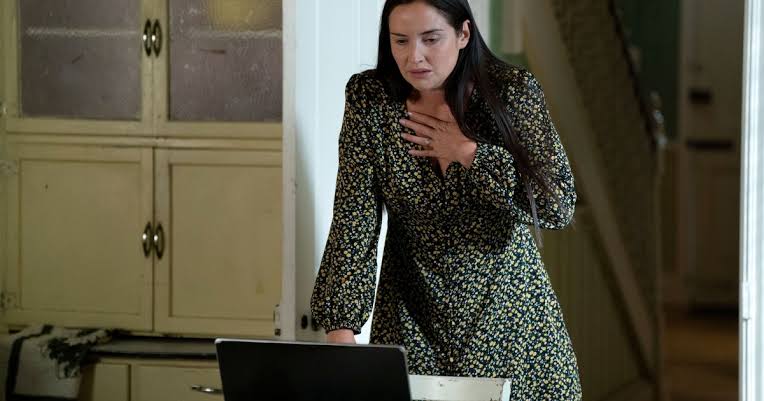 EastEnders shock as Lauren makes devastating discovery in early release |  Soaps | Metro News