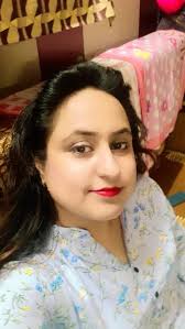 Lakmé Micellar Water has become an essential part of my skincare routine!  💧 It removes makeup effortlessly without irritating my sensitive skin,  leaving it feeling clean, refreshed, and hydrated 🌟. Plus, it's