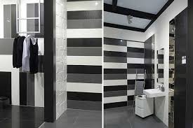 Los azulejos son materiales muy utilizados en la actualidad para la decoración de baños y cocinas, este material crea un estilo espectacular, ya que son fabricados en una gran variedad de colores, tamaños, diseños y. Tendencias En Decoracion 2018 El Color Negro Aplicado A Banos Y Cocinas