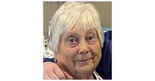 Maureen Heller's Instagram, Twitter & Facebook