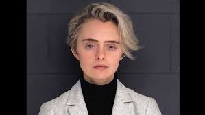 Michele Carter's Instagram, Twitter & Facebook